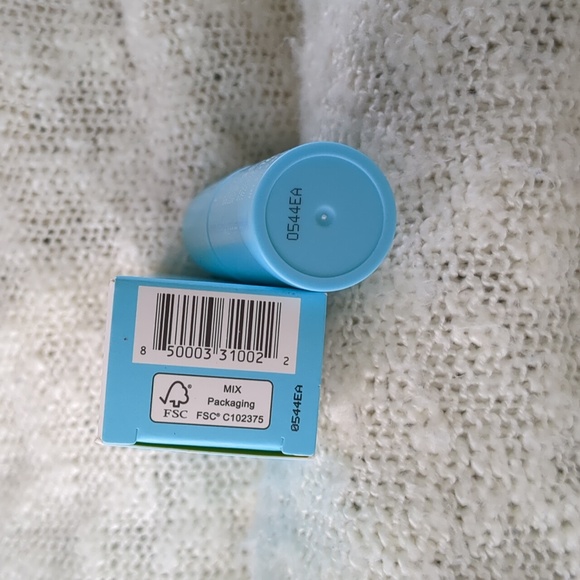 TULA Skincare glow + get it cooling & brightening eye balm, 10g/0.35oz - Picture 10 of 11